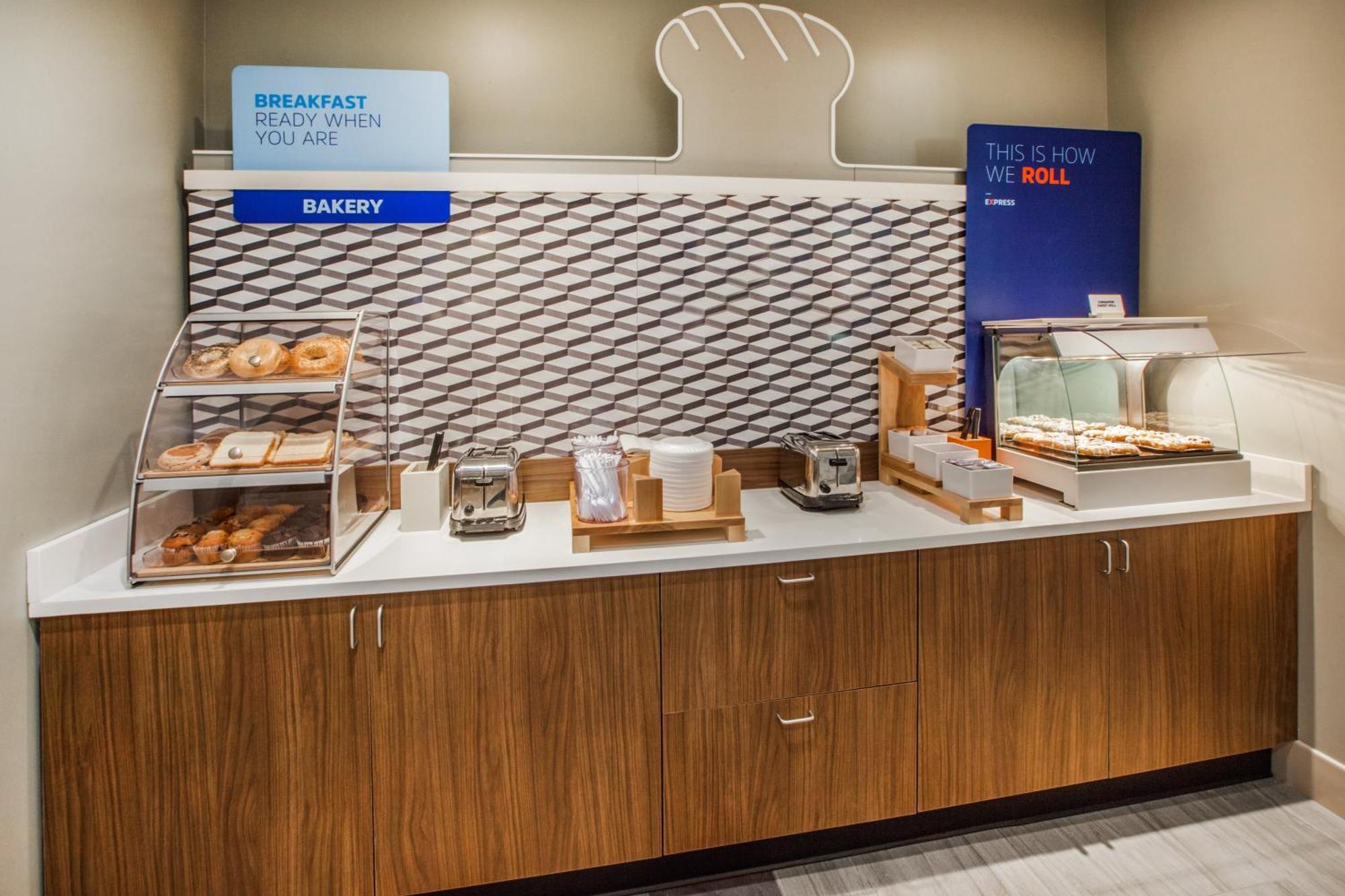 Holiday Inn Express - Oak Grove By Ihg Exterior foto